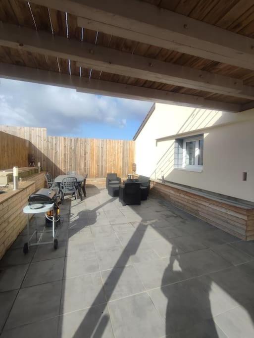 Appartement 100M2, Independant Dans Notre Maison Garennes-sur-Eure Exterior foto