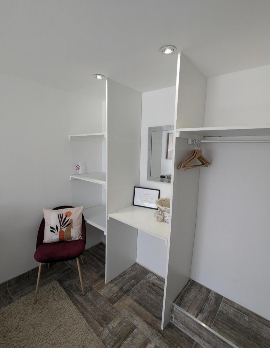 Appartement 100M2, Independant Dans Notre Maison Garennes-sur-Eure Exterior foto